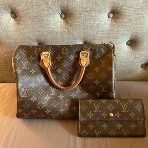 Authentic Louis Vuitton Speedy 30 Handbag AND Monogram Trifold!